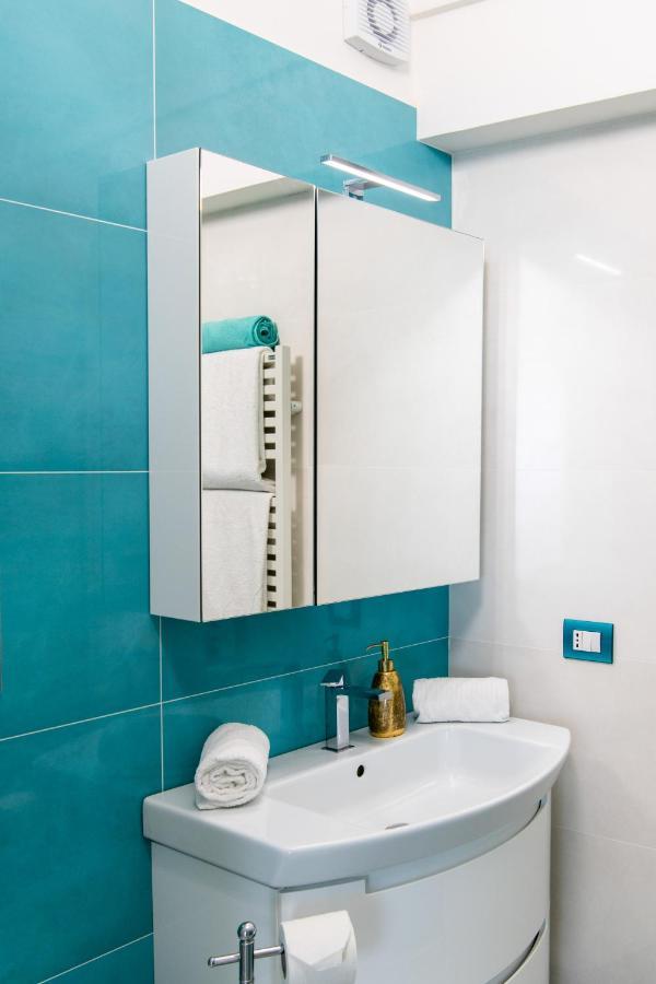 Villa La Tagliata Spectacular Jacuzzi Tub Amazing View And Private Parking Garage โปซิตาโน ภายนอก รูปภาพ